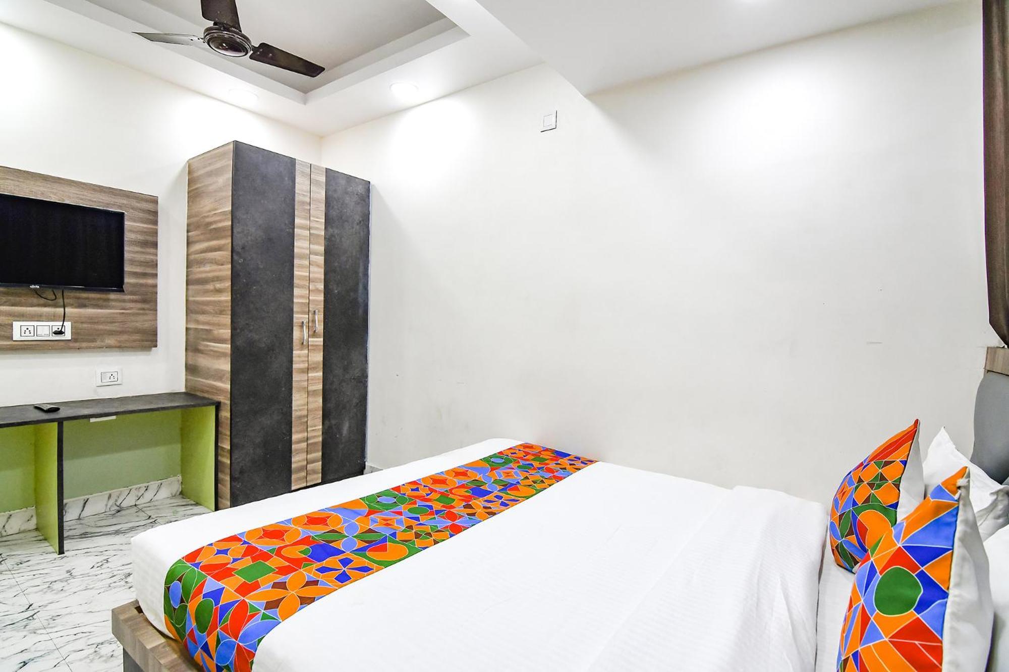 Fabexpress Sr Royale - Nr Sealdah Station Hotel Kolkata Luaran gambar